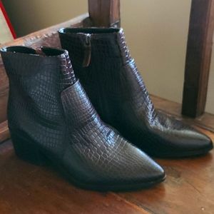 Tahari Raffi Bootie